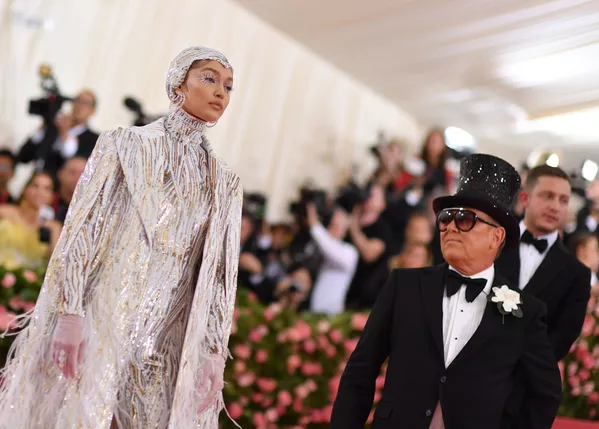 Los atuendos más memorables de la Gala del MET en Nueva York Los atuendos más memorables de la Gala del MET en Nueva York - Sputnik Mundo