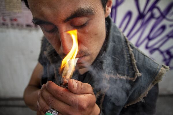 Así es el debate sobre regulación de la marihuana en México, el país de la 'Guerra contra las Drogas' - Sputnik Mundo