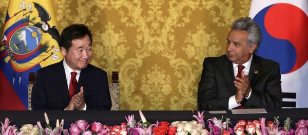 Primer ministro de Corea del Sur, Lee Nak-Yon, y presidente de Ecuador, Lenín Moreno - Sputnik Mundo