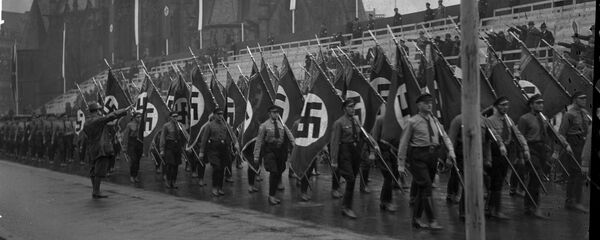 Un desfile militar nazi en Alemania en 1939 - Sputnik Mundo