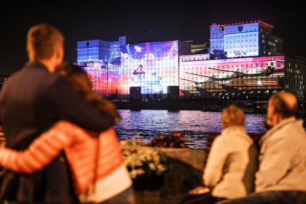 Moscú hoy y durante la Gran Guerra Patria, vista por fotógrafos de Sputnik - Sputnik Mundo