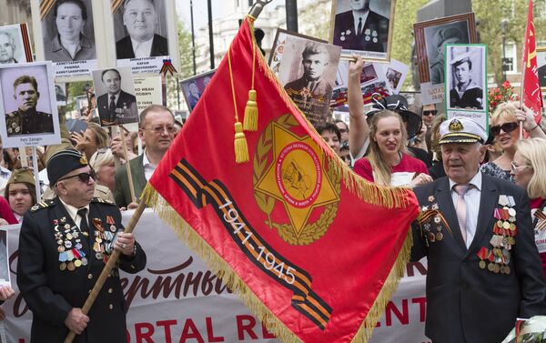 El Regimiento Inmortal en Londres, Reino Unido - Sputnik Mundo