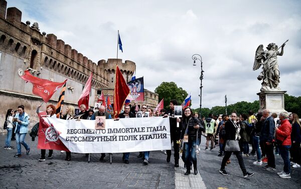 El Regimiento Inmortal en Roma, Italia - Sputnik Mundo