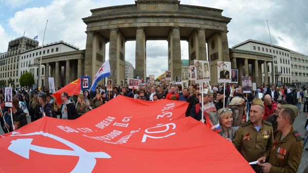 El Regimiento Inmortal en Berlín, Alemania - Sputnik Mundo