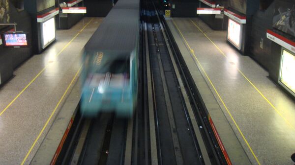 El metro de Santiago de Chile - Sputnik Mundo