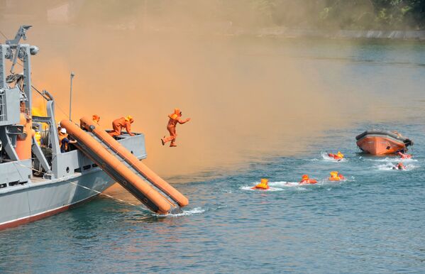 La vida cotidiana de los marineros de la Flota del Mar Negro - Sputnik Mundo