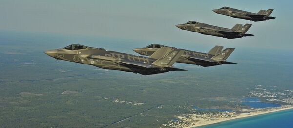 Cazas estadounienses F-35 (archivo) - Sputnik Mundo