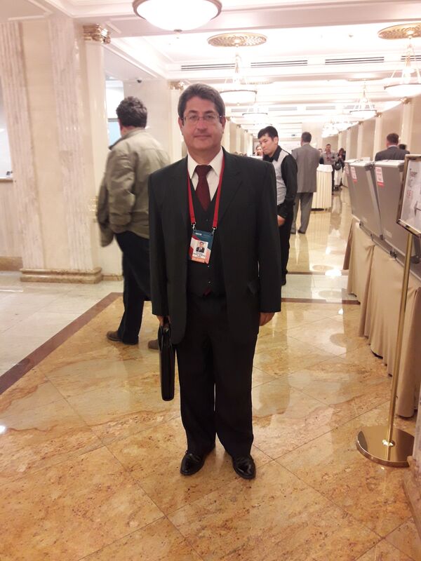 Santiago Pérez Benítez - Sputnik Mundo