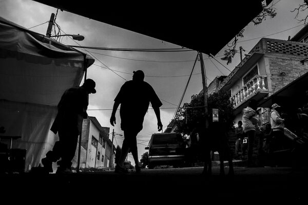 Los 'cholos': el colectivo mexicano que lucha contra el prejuicio de la violencia y el crimen (fotos) - Sputnik Mundo