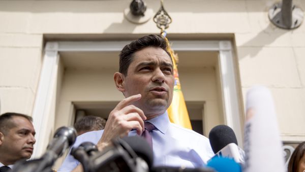 Carlos Vecchio, representante en EEUU del Gobierno interino de Juan Guaidó Carlos Vecchio, representante en EEUU del Gobierno interino de Juan Guaidó - Sputnik Mundo