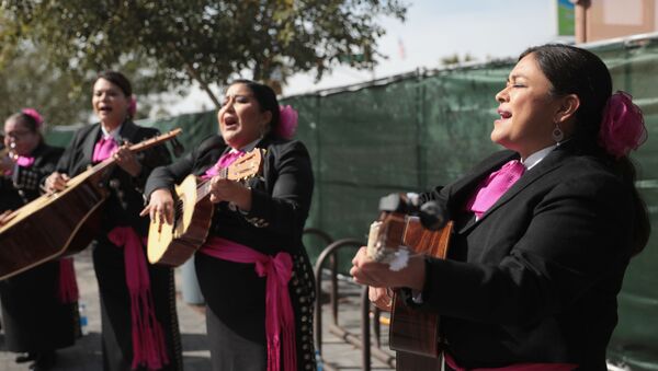 Mujeres del mariachi - Sputnik Mundo