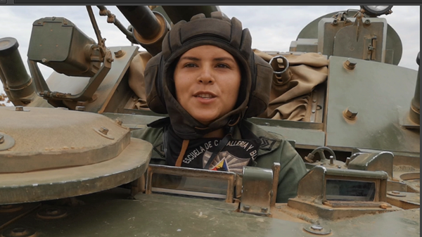 La sargento primero Ivonne Peralta - Sputnik Mundo