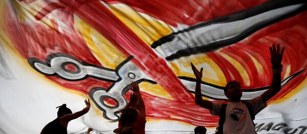 Protestas en Brasil contra recortes en educación pública - Sputnik Mundo