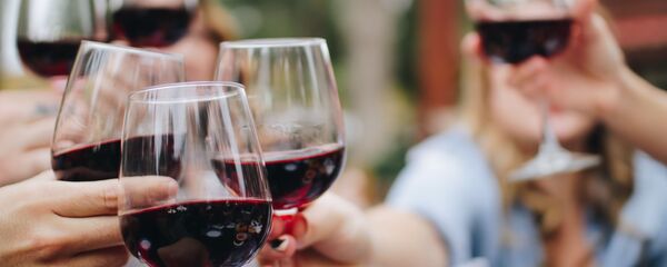 Copas de vino (imagen referencial) - Sputnik Mundo