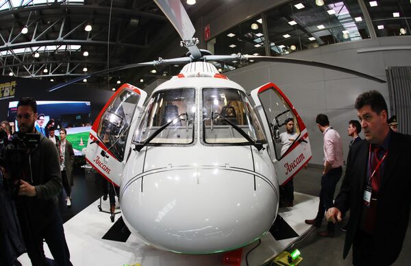 Empresas de todo el mundo lucen sus helicópteros en HeliRussia 2019 - Sputnik Mundo