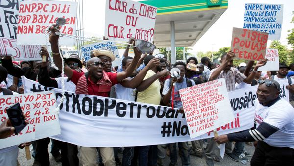 Protestas populares en Puerto Príncipe, Haití Protestas populares en Puerto Príncipe, Haití - Sputnik Mundo