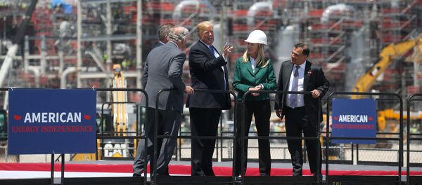 Donald Trump, presidente de EEUU, en la inauguración de la planta de Cameron LNG - Sputnik Mundo