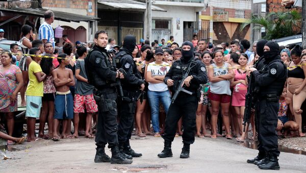 Policías en el lugar de la matanza en Belém do Pará, Brasil Policías en el lugar de la matanza en Belém do Pará, Brasil - Sputnik Mundo