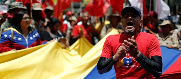 Seguidores de Nicolás Maduro - Sputnik Mundo