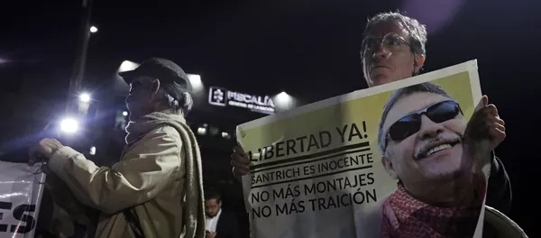 Partidarios del exlíder de FARC Seuxis Paucías Hernández Solarte, más conocido como 'Jesús Santrich' Partidarios del exlíder de FARC Seuxis Paucías Hernández Solarte, más conocido como 'Jesús Santrich' - Sputnik Mundo