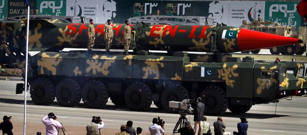 Misil pakistaní Shaheen-II (archivo) - Sputnik Mundo