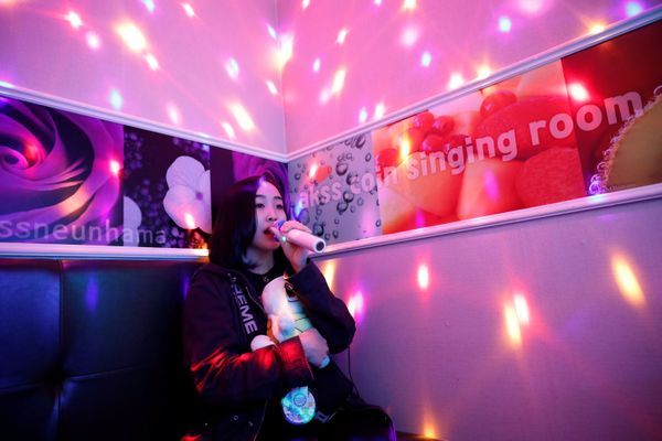 Los japoneses que quieren convertirse en estrellas del k-pop - Sputnik Mundo