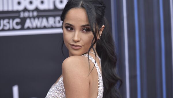 La cantante Becky G - Sputnik Mundo