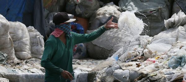 Recogida de basura en Filipinas (archivo) - Sputnik Mundo