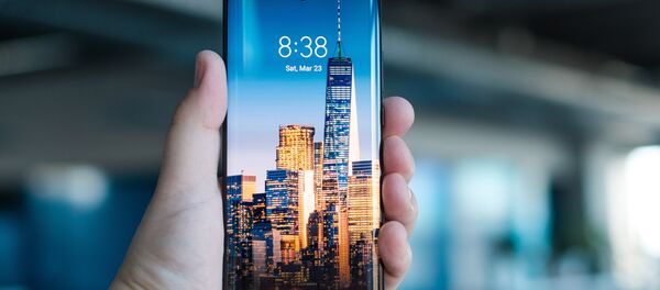 Un teléfono inteligente Huawei, foto de archivo - Sputnik Mundo