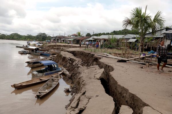 Así ha quedado Perú tras el terremoto de magnitud 8 - Sputnik Mundo