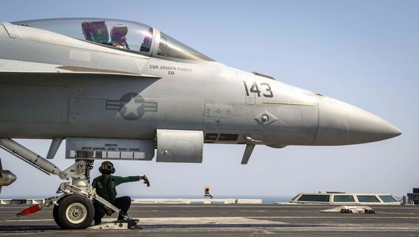 F/A-18E Super Hornet estadounidense - Sputnik Mundo