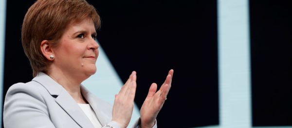 Nicola Sturgeon, jefa y líder del Partido Nacional de Escocia Nicola Sturgeon, jefa y líder del Partido Nacional de Escocia - Sputnik Mundo