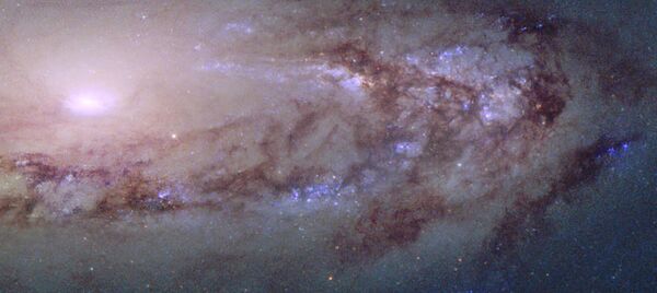 La galaxia espiral Messier 90  - Sputnik Mundo