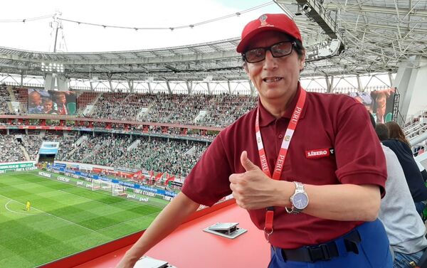 Lorenzo de Chosica, en su mesa de trabajo del palco de prensa, en el estadio RZD del FC Lokomotiv, última fecha - Sputnik Mundo