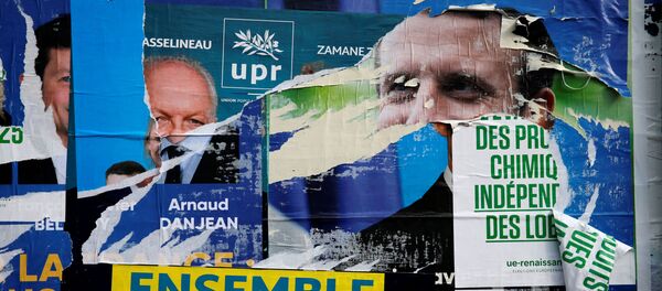 Carteles políticos en vísperas de las elecciones al Parlamento Europeo - Sputnik Mundo
