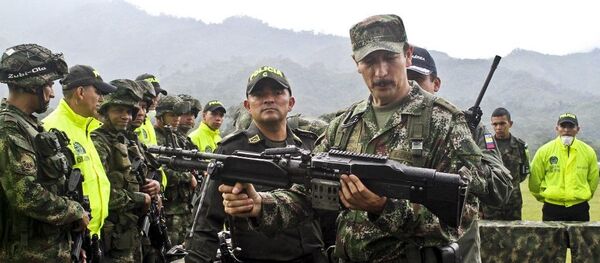 Comandante en jefe del Ejército de Colombia Nicacio Martínez Espinel Comandante en jefe del Ejército de Colombia Nicacio Martínez Espinel - Sputnik Mundo