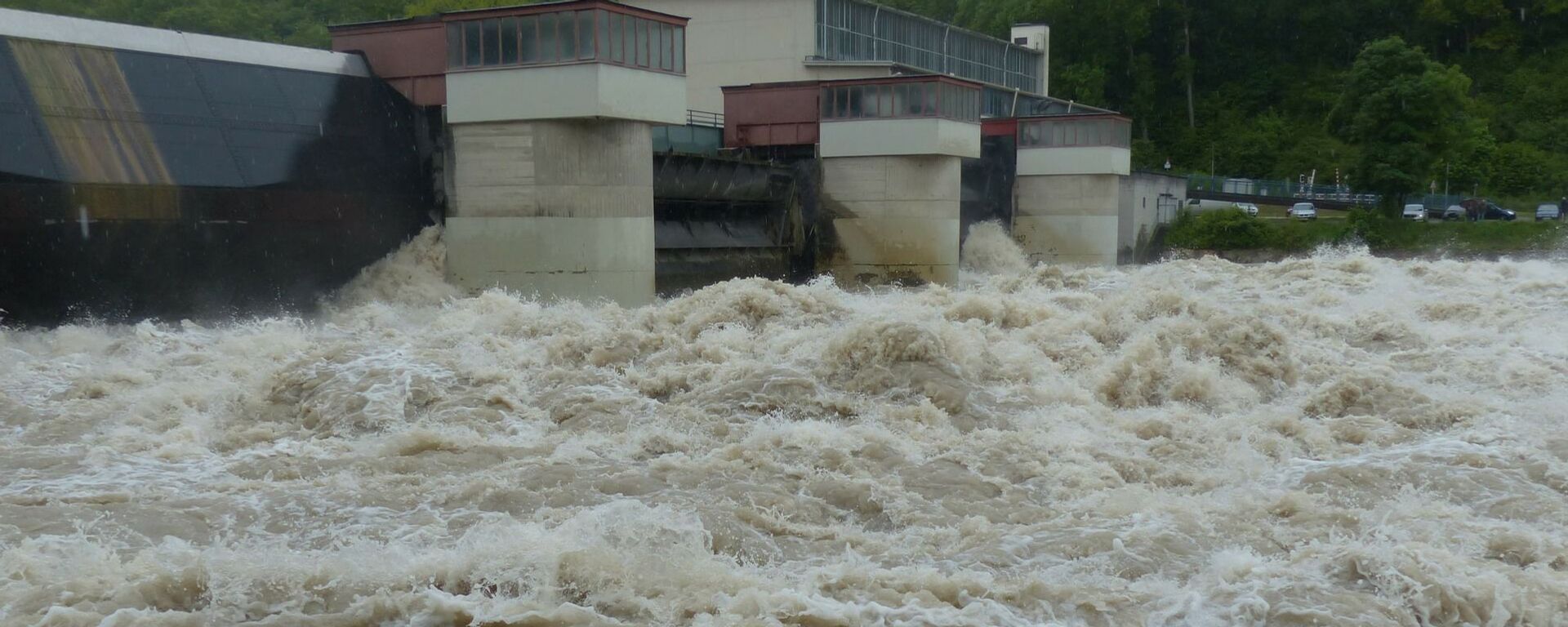 Una presa hidroeléctrica (imagen referencial) - Sputnik Mundo, 1920, 27.09.2021