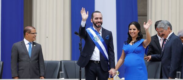 Nayib Bukele tras su investidura como presidente de El Salvador, 1 de junio de 2019 - Sputnik Mundo