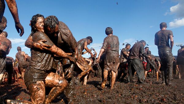 La Tomatina en Sutamarchán, Colombia - Sputnik Mundo