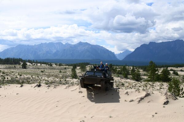 Las arenas de Chara: un desierto en el corazón de Siberia - Sputnik Mundo