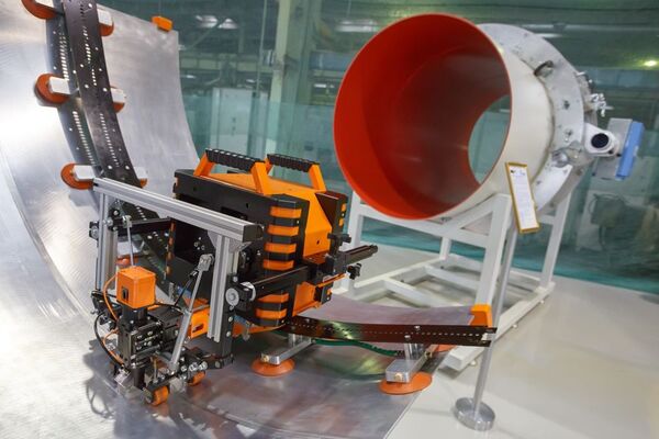 Luna viva y nanosatélites: qué investigan los científicos rusos en el espacio - Sputnik Mundo