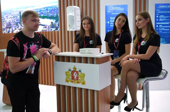 El Foro Económico de San Petersburgo abre sus puertas: ¡así es por dentro!
El Foro Económico de San Petersburgo abre sus puertas: ¡así es por dentro!
- Sputnik Mundo