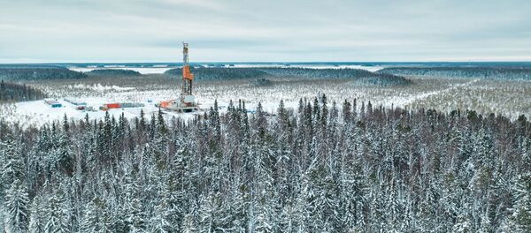 La zona de Paliánovskaya del yacimiento de Krasnoleninski, en la región de Janti-Manski, donde se quiere extraer el crudo que contiene la formación Bazhénov. - Sputnik Mundo