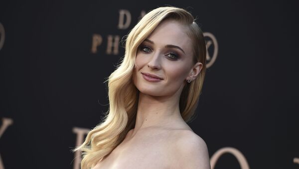 Sophie Turner en el estreno de 'Dark Phoenix' - Sputnik Mundo