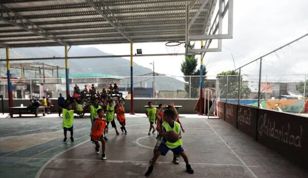 Venezuela, o la potencia del deporte en tiempos de guerra (fotos) Venezuela, o la potencia del deporte en tiempos de guerra (fotos) - Sputnik Mundo