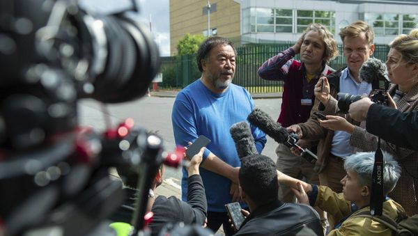 El artista contemporáneo chino Ai Weiwei El artista contemporáneo chino Ai Weiwei - Sputnik Mundo