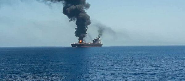 El barco petrolero atacado en el golfo de Omán - Sputnik Mundo