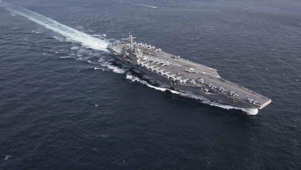 El portaviones estadounidense USS Abraham Lincoln - Sputnik Mundo