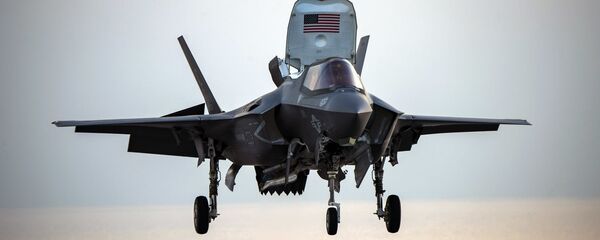 Un caza estadounidense F-35B - Sputnik Mundo