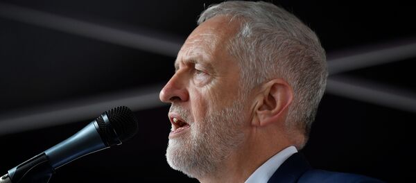 Jeremy Corbyn, líder opositor británico - Sputnik Mundo